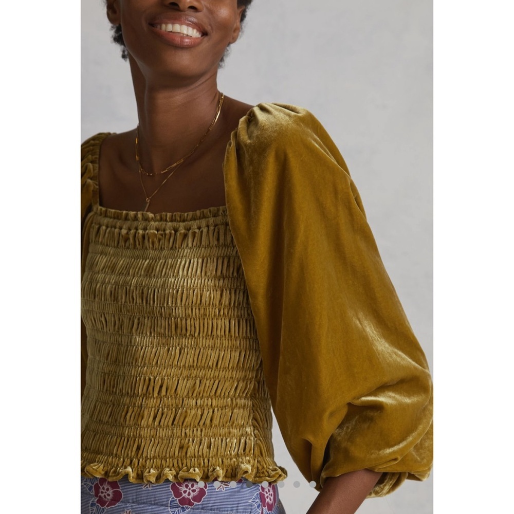 Anthropologie Puff-Sleeved Velvet Blouse in Gold - Size XS